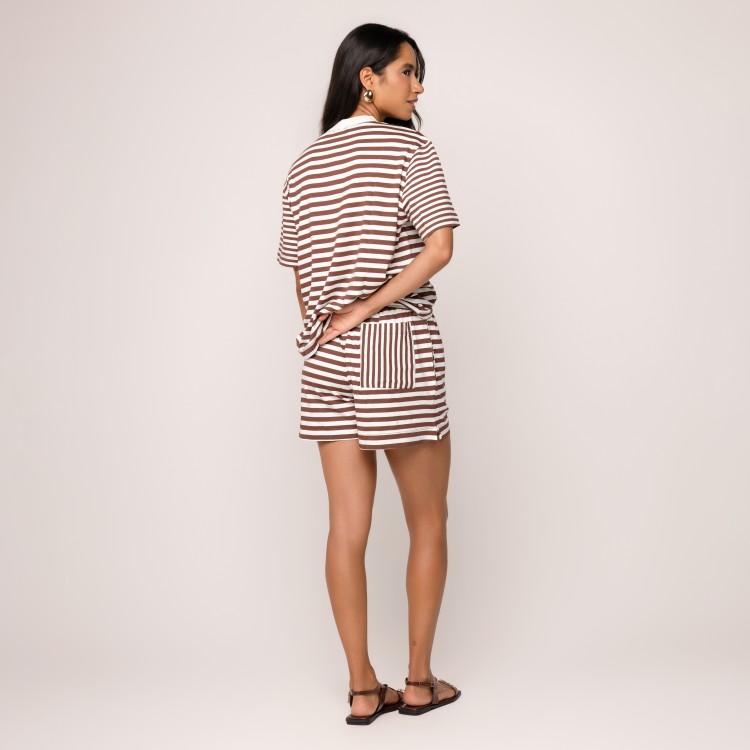 Short Malha Olívia Listrado Em Marrom