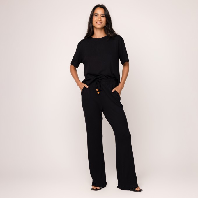 Blusa Malha Canelada Vanessa Preta