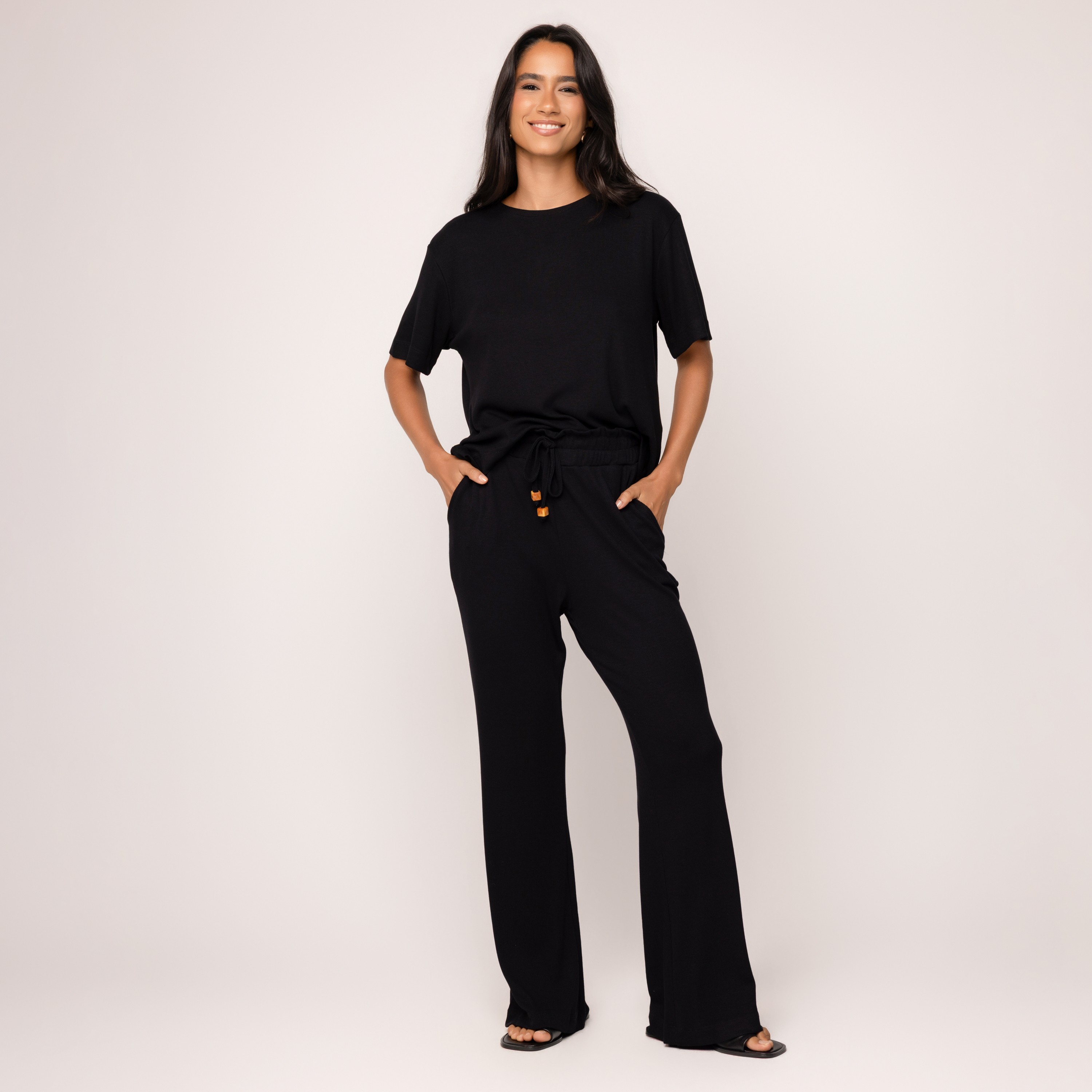 Blusa Malha Canelada Vanessa Preta