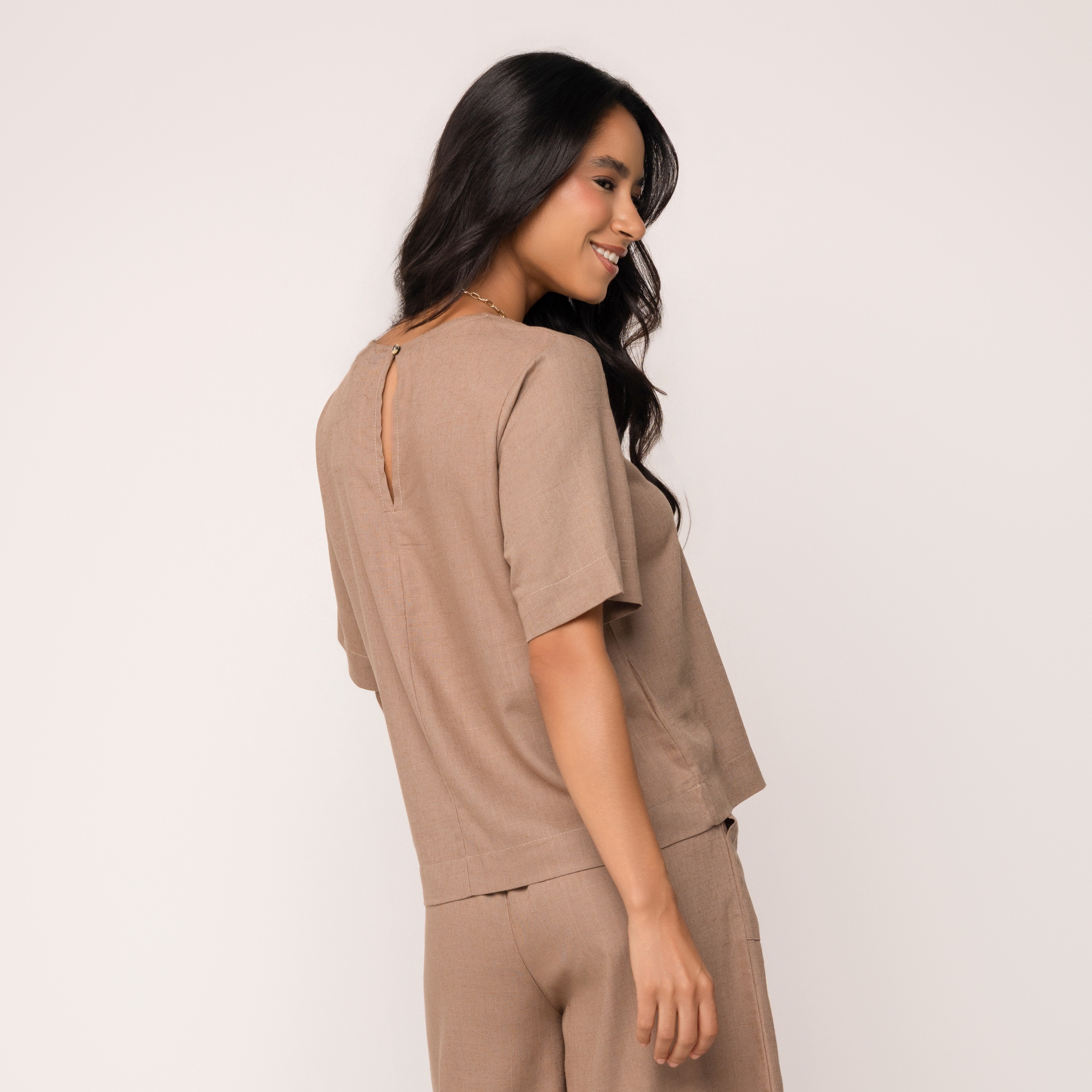 Blusa Viscolinho Letícia